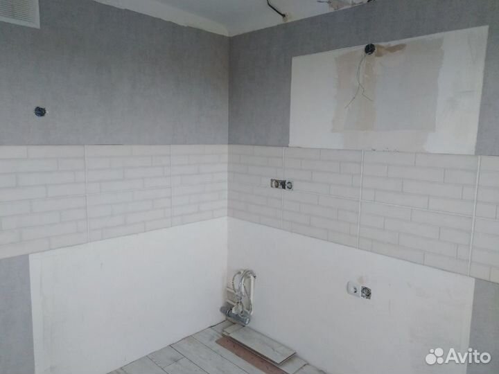 Поклейка обоев, ремонт квартир, домов