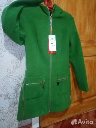 Пальто женское 42 44 новое