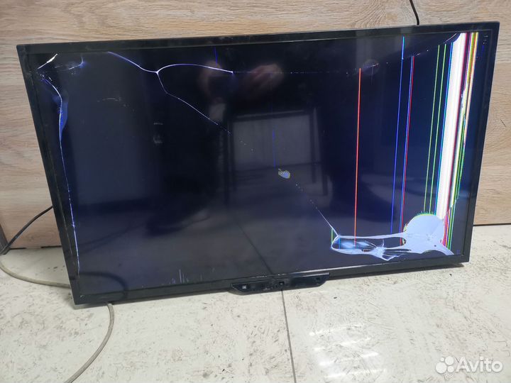 Телевизор Philips 32PHT4100 (Разбор)(По запчастям)