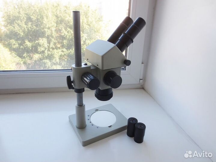 Советский стереоскопический микроскоп мбс-10