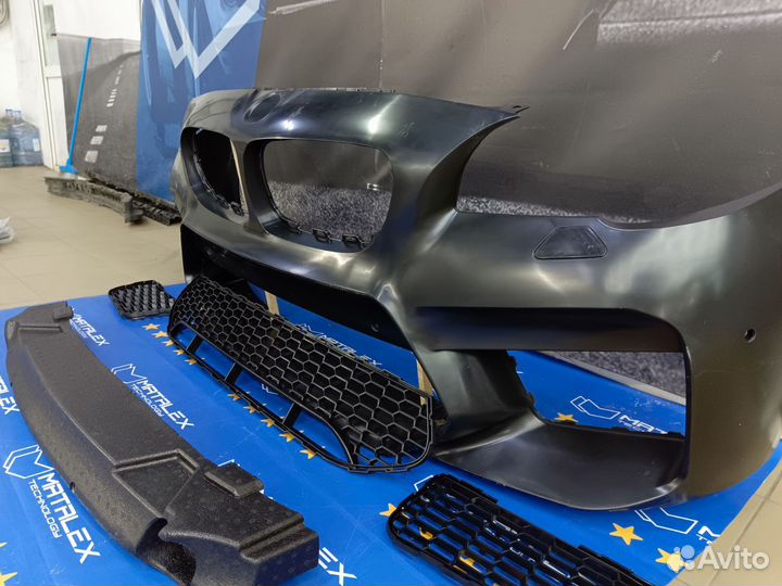 Передний бампер BMW F10, M5 F90 дорест стиль