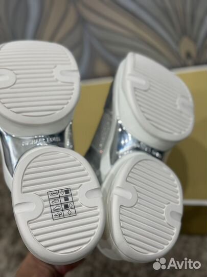 Кроссовки Michael Kors Olympia оригинал новые