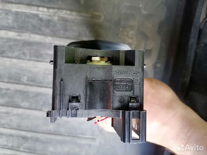 Подрулевой переключатель renault logan