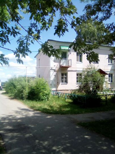 3-к. квартира, 57 м², 1/2 эт.