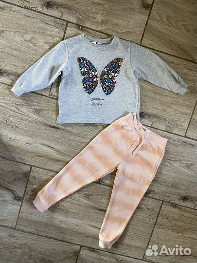 Одежда на девочку 104 см