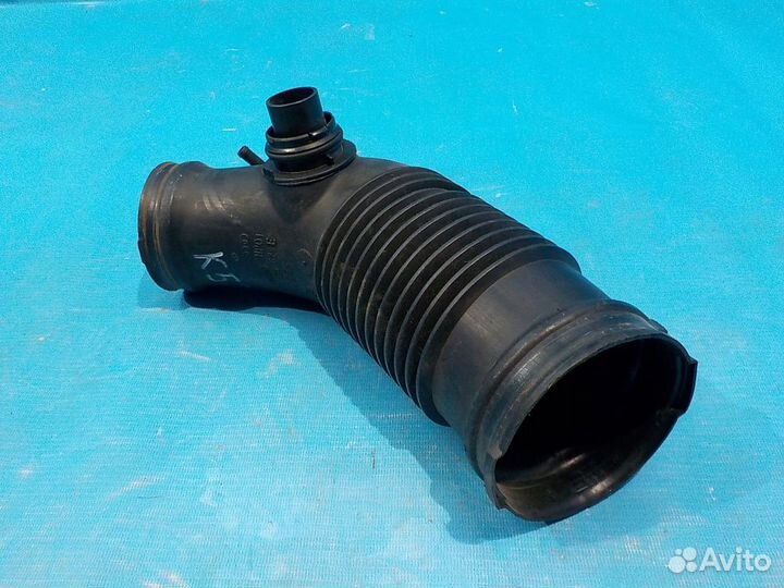 Резонатор воздушного фильтра Audi A6 (C6, 4F) 2005