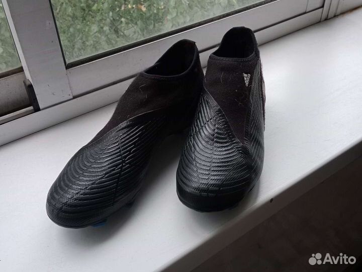 Бутсы adidas predator