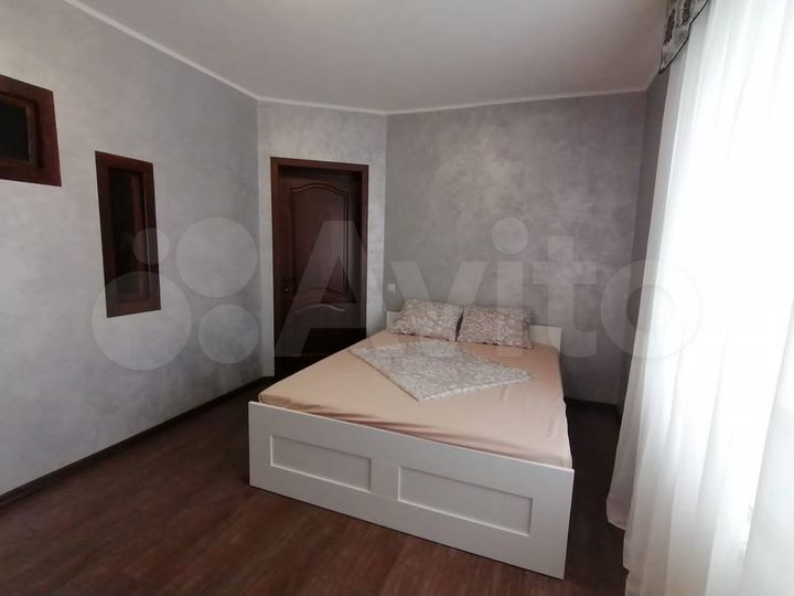 2-к. квартира, 48 м², 10/10 эт.