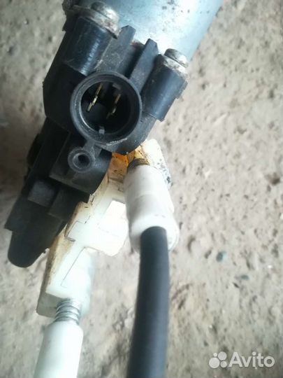 Стеклоподъемник передний правый Renault Megane 2