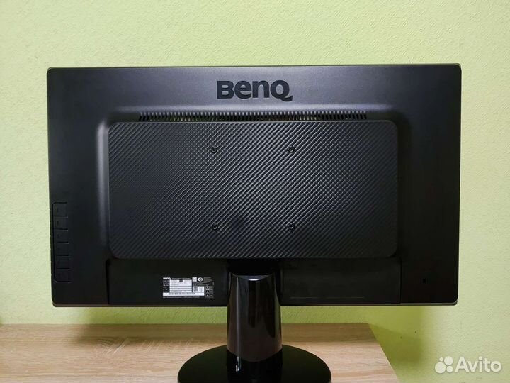 Монитор 24 дюйма / hdmi / Full HD