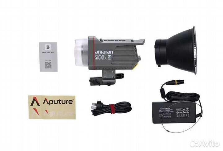 Осветители Aputure Amaran 200x S, стойки, софтбокс