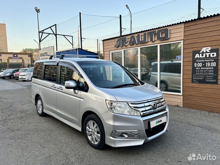 Honda Stepwgn 2.0 CVT, 2011, 204 000 км