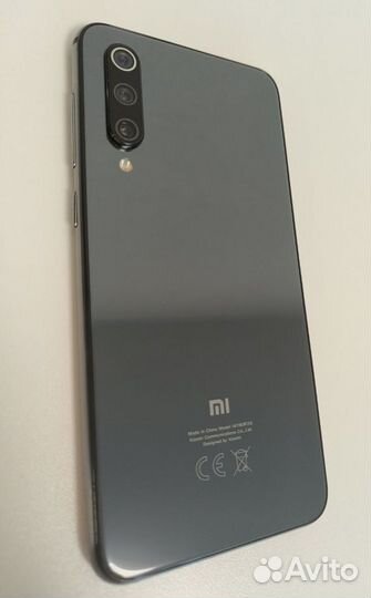 Xiaomi Mi 9 SE, 6/128 ГБ