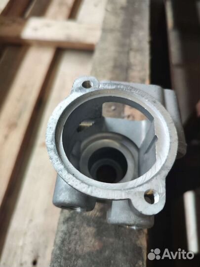 Корпус термостата змз-409 евро-2