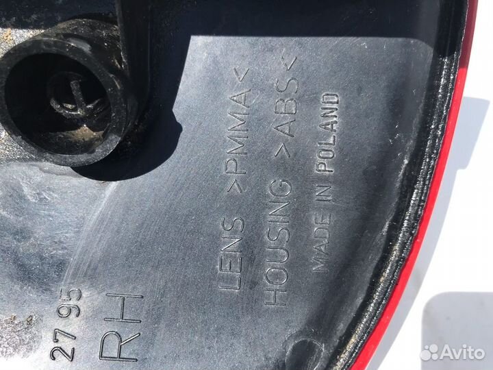 Фонари задние Mitsubishi Colt