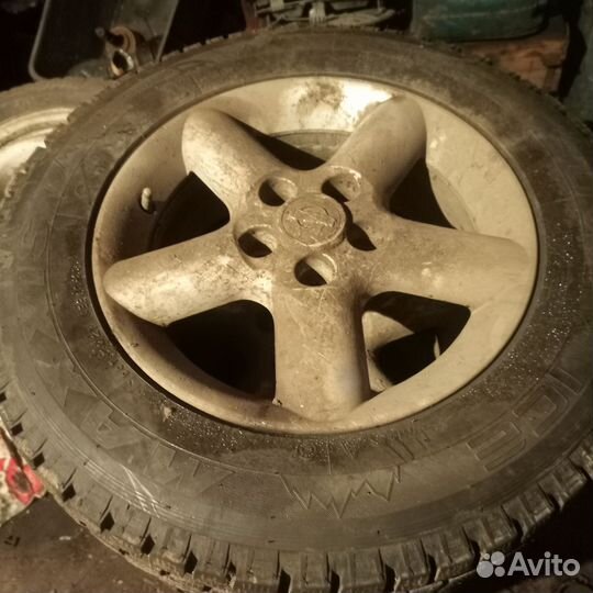 Maxxis Premitra Ice Nord NS5 (5 SUV) 215/65 R16