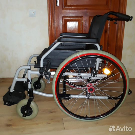 Кресло-коляска