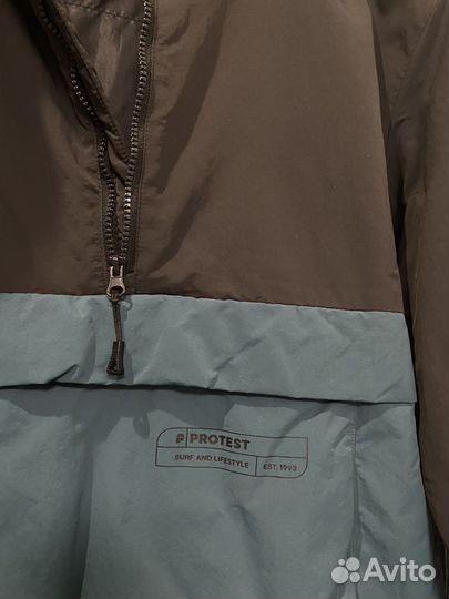 Анорак Protest L