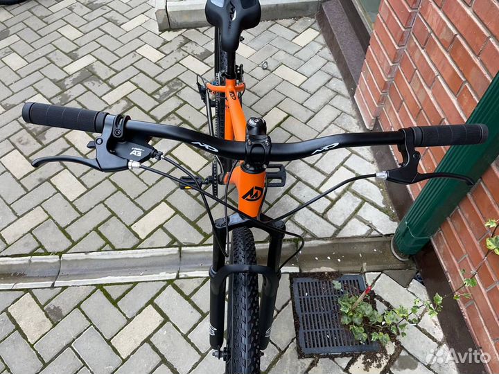 Велосипед новый Алюминий полуфэт R 24