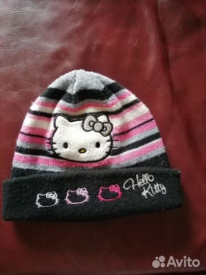 Пакет детских шапок для девочки от 2 до 4 лет