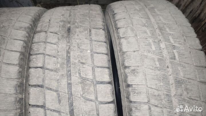 Bridgestone Blizzak Revo2 205/70 R15 96Q