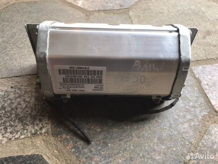 Подушка безопасности в торпедо передняя правая Bmw