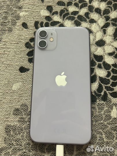 iPhone 11, 64 ГБ