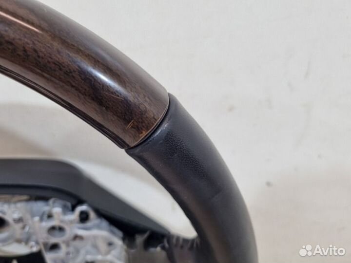 Руль Toyota Land Cruiser 200 2016-2022