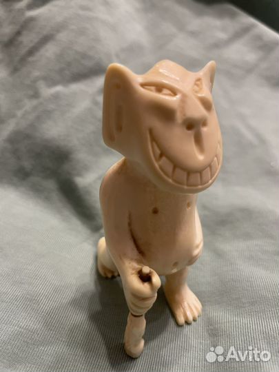 Статуэтка Пеликен резьба по кости