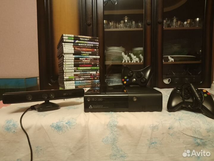Xbox 360 E 512gb, прошивка LT 3.0 Большой комплект