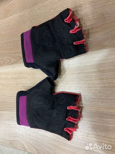 Перчатки для велосипеда