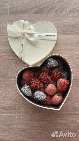 Клубника в шоколаде для любимой жены, девушки
