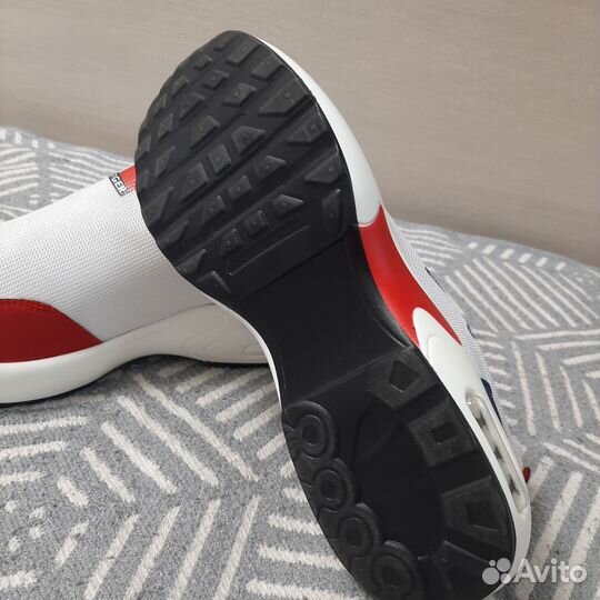 Кроссовки женские tommy hilfiger 39,5р