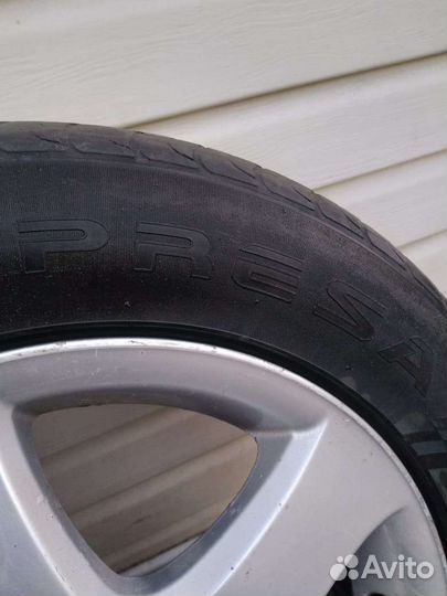 Presa PV98 215/60 R16