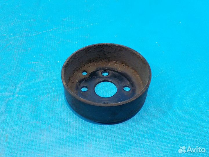 Шкив водяного насоса (помпа) toyota Rav 4 III (ACA