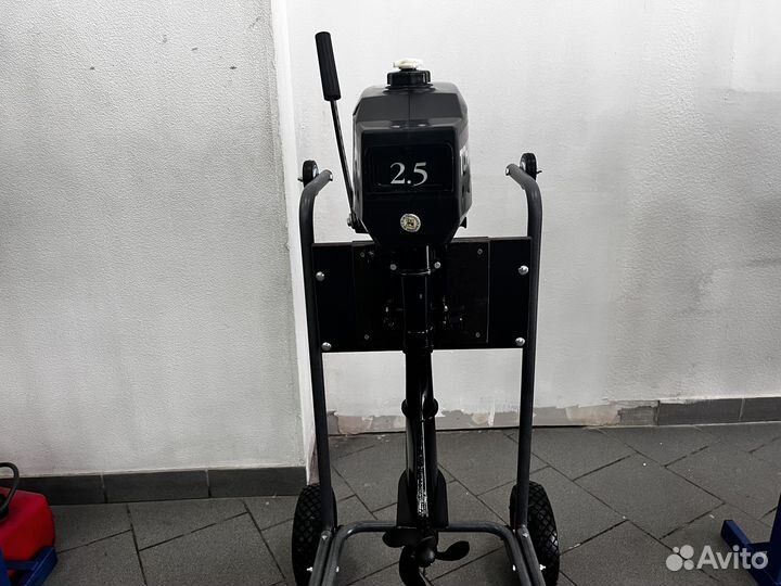 Лодочный мотор 2-х тактный Tohatsu (Тохатсу) 2.5 Б