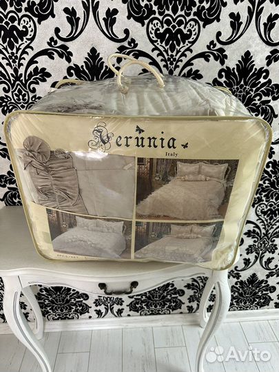 Турецкий комплект покрывало, наволочки, подушки