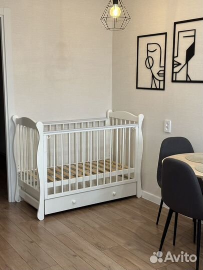 Кровать детская белая С 747 Красная звезда