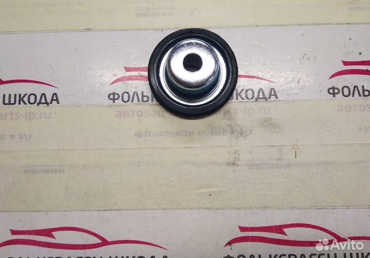 Верхняя опора стойки переднего амортизатора VAG