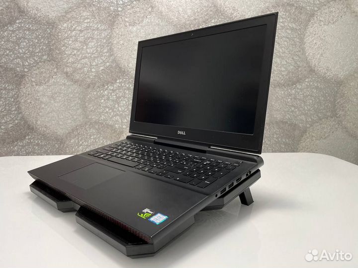 Dell Inspiron 7567