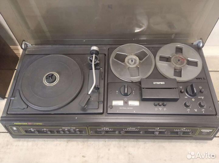 Виниловый проигрыватель Романтика 201
