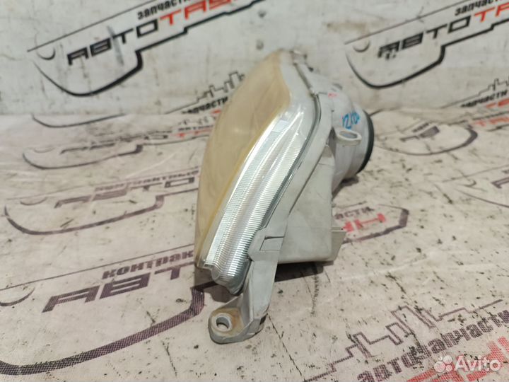 Фара toyota mark II GX100 GX105 JZX100 JZX101 JZX105 LX100 22251 галоген правая 8111022760 S3701Z
