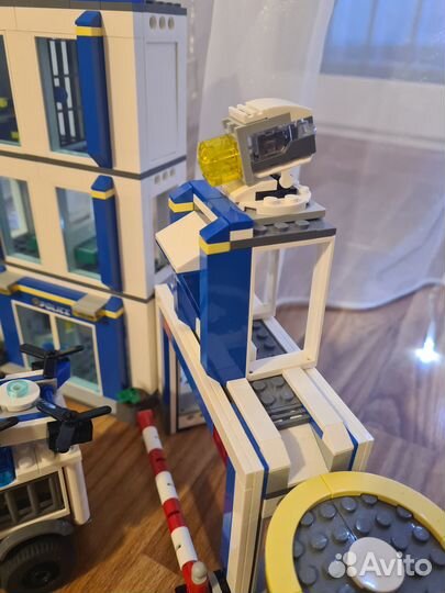 Lego city 60246 полицейский участок