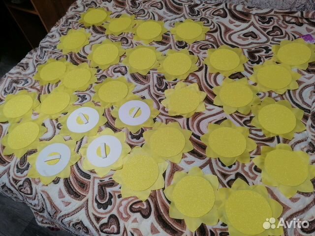 Атрибуты для танцев в детском саду