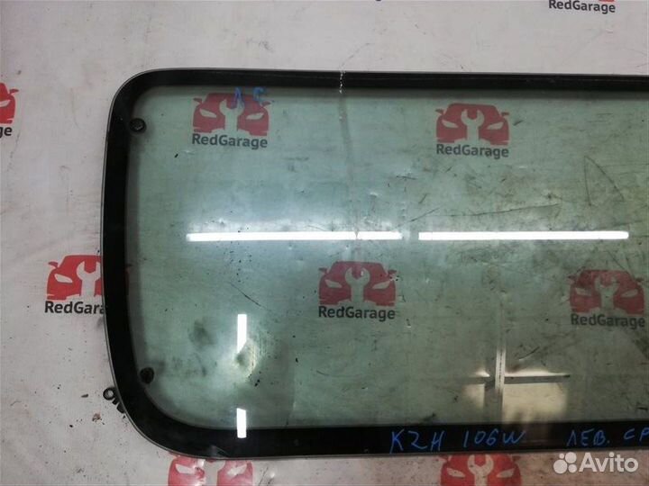 Стекло двери заднее левое Toyota Hiace KZH106W