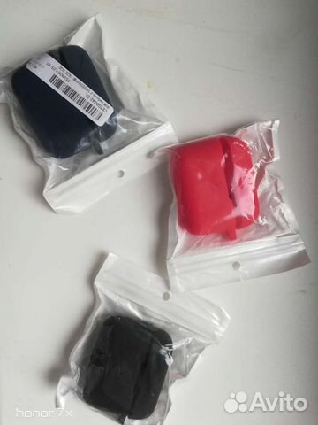 Чехол на беспроводные наушники