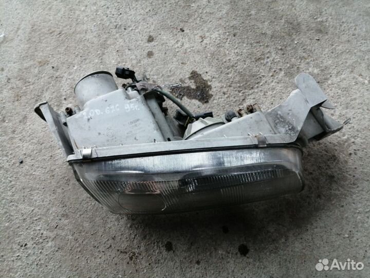 Фара передняя правая Mazda 626 GE