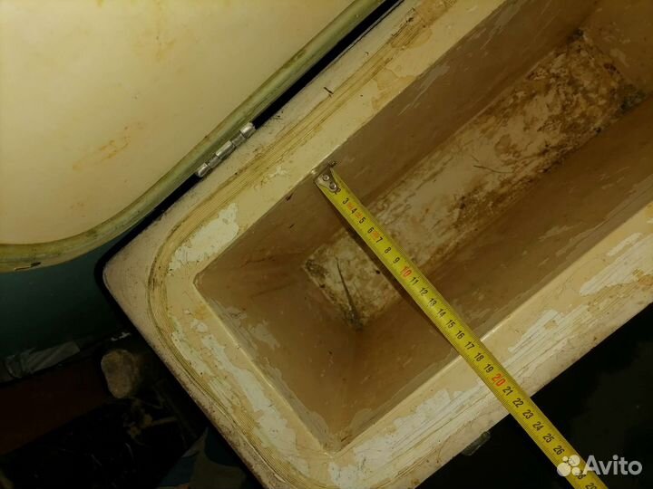 Контейнер термос для перевозки медикаментов