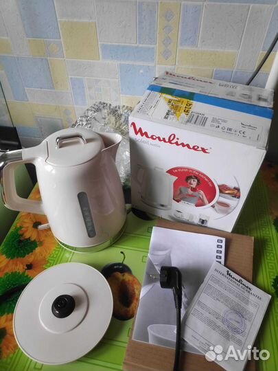 Электрочайник Moulinex Soleil BY320A30 бежевый