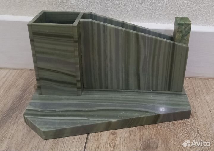 Подставка для канцелярии из натурального камня